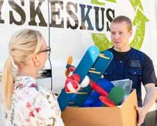 Kävellen kauppaan, polkien kotiin! Kierrätyskeskus korjaa vuosittain noin 2 000 polkupyörää ajokuntoon.