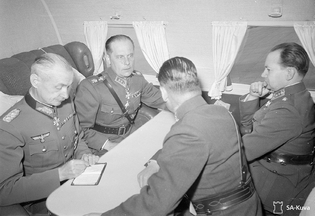 15 Marsalkka MANNERHEIM ja saksalainen kenraali ERFURTH Pekka Visuri piti 4. maaliskuuta 2019 luennon kenraali Erfurthin päiväkirjoista.