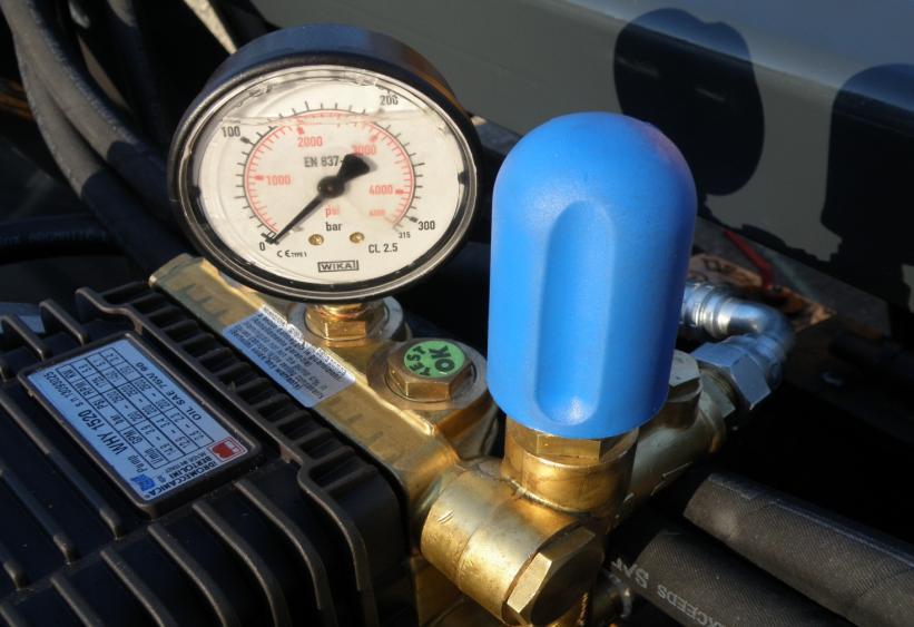 Flödesreglerventil för pumpen Painemittari/ Manometer/
