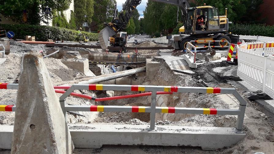 rakentaminen sekä vanhan linjan