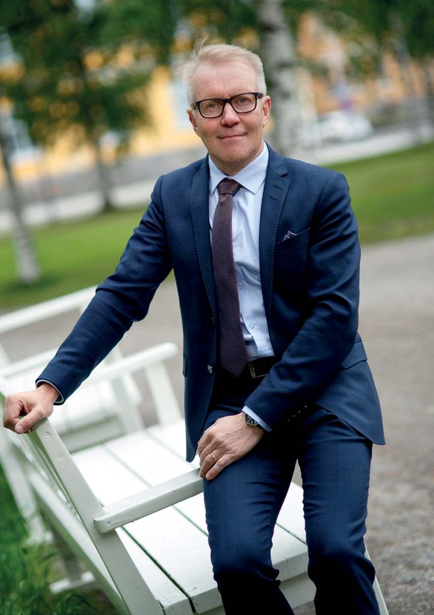 Lehto Group Oyj Vuosikatsaus 2018 10 Toimitusjohtajan terveiset Hannu Lehto Kasvua ja kasvukipuja katse strategian ytimeen VUOSI 2018 oli jälleen voimakas kasvun vuosi.