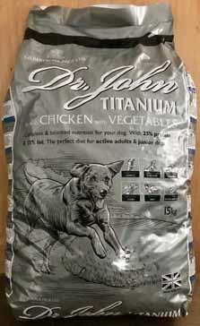 15 kg 6001 Dr. John Titanium 59 Laadukas koiranrehumme tulee Englannista Gilbertson&Page LTD:ltä. He ovat myös Englannin kuningashuoneen hovihankkija.