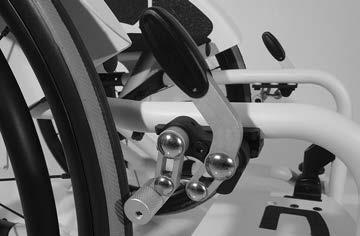 1 Ohje: Ota sen käytössä huomioon Huoltokaavio sivulla 24 sekä Turvallisuus- ja yleiset käyttöohjeet < Mekaanisella ja lihasvoimalla toimivat pyörätuolit > luvut