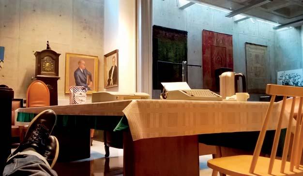 ka laeissa riittää pohdittavaa toiseen kirjoitukseen. Itseäni kirjoituskoneissa kiehtoo enemmän kirjoittamisen välittömyys.