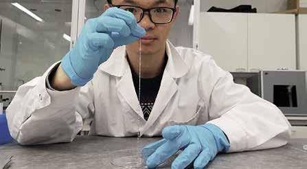 Oululaistutkijoiden kehittämä biolangan valmistusmenetelmä perustuu niin sanottuun interfacial nanoparticle complexation -ilmiöön, kertoo apulaisprofessori Henrikki Liimatainen kuitu- ja