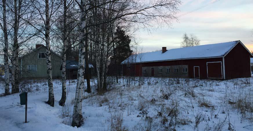 6 3.2. Rakennettu ympäristö ja taajamakuva Vääksy nimisen tilan puolitoistakerroksinen asuinrakennus on jälleenrakennuskauden ajalta, mahdollisesti 1950 luvulta.