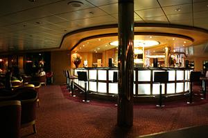 Risteilystäni MSC Sinfonialla jäi päällimmäisenä mieleen vaikutelma siitä, kuinka vaikeaa todellisen yleiseurooppalaisen risteilykokemuksen aikaansaaminen