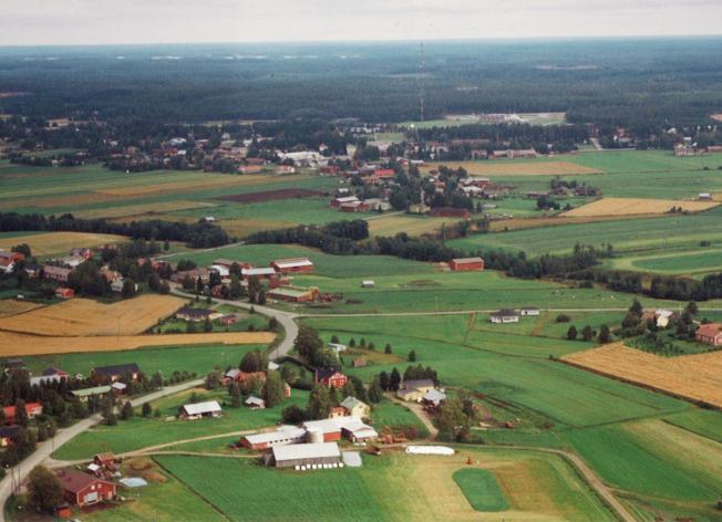 NYKYAIKAINEN TILUSJÄRJESTELY Maanmittauslaitos, yhteistyössä maanomistajien kanssa, kehittää uusia tapoja tehdä tilusjärjestelyjä sujuvasti.