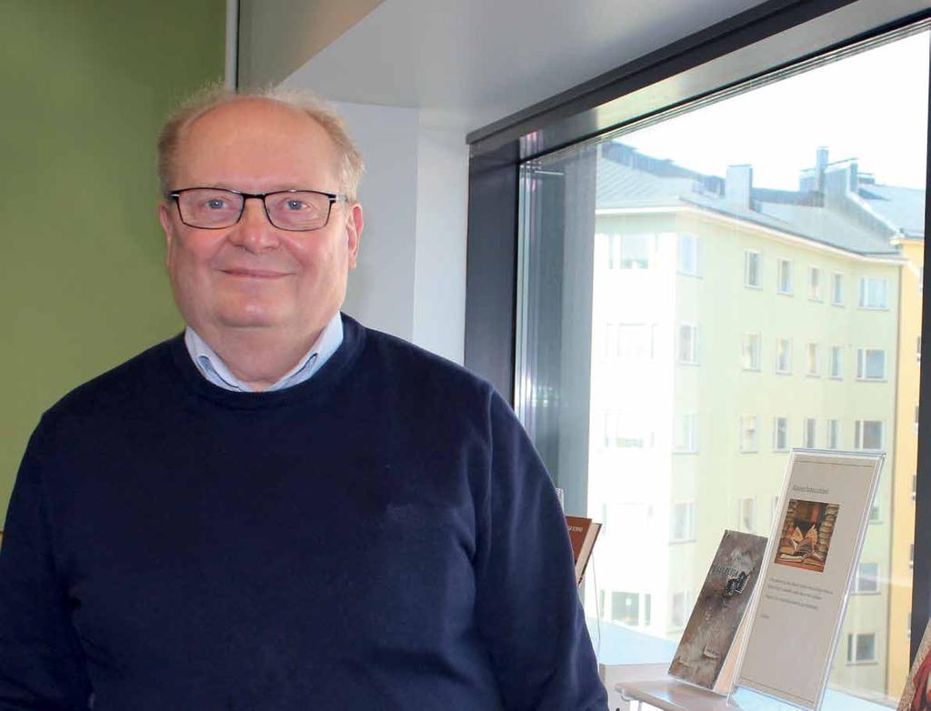 Opetusneuvos Heikki Sederlöf jäi hiljattain eläkkeelle Opetushallituksen Vapaan sivistystyön ja kulttuuriryhmien koulutus -yksiköstä.