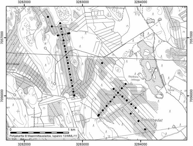 Uudessakaarlepyyssä tutkitut suot ja niiden turvevarat Osa 2 97. Päramossen Päramossen (kl. 2321 04, x = 7056,2, y = 3282,9) sijaitsee noin 6 km Uudenkaarlepyyn keskustasta itään.