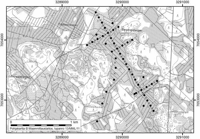 Uudessakaarlepyyssä tutkitut suot ja niiden turvevarat Osa 2 99. Purmomossen Purmomossen (kl. 2321 04, x = 7053,9, y = 3289,7) sijaitsee noin 13 km Uudenkaarlepyyn keskustasta itään.