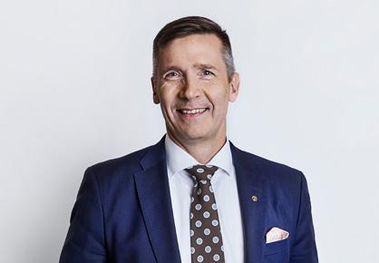 Hallitus Esa Kiiskinen Peter Fagernäs Puheenjohtaja (palkitsemisvaliokunnan puheenjohtaja) Varapuheenjohtaja (palkitsemisvaliokunnan varapuheenjohtaja) s. 1963, kauppaneuvos, yo-merkonomi. s. 1952, oikeustieteen kandidaatti.