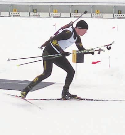 Lauantain henkilökohtaisessa kisassa yleisessä sarjassa Ville Simola toi kultaa ja Eppu Väänänen hienosti hopeaa.