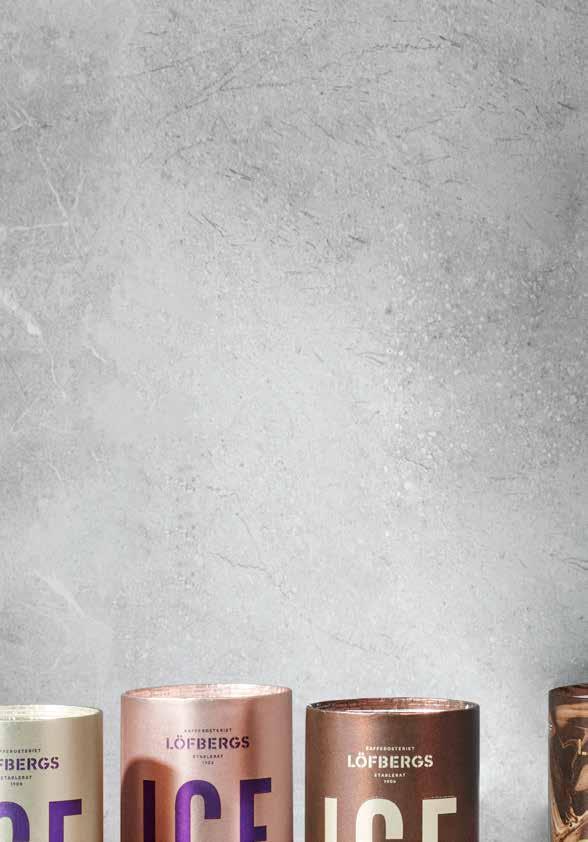 Cold Brew Kylmäuutetut kahvit Korkealaatuista kahvia uutetaan 16 tuntia kylmään veteen.