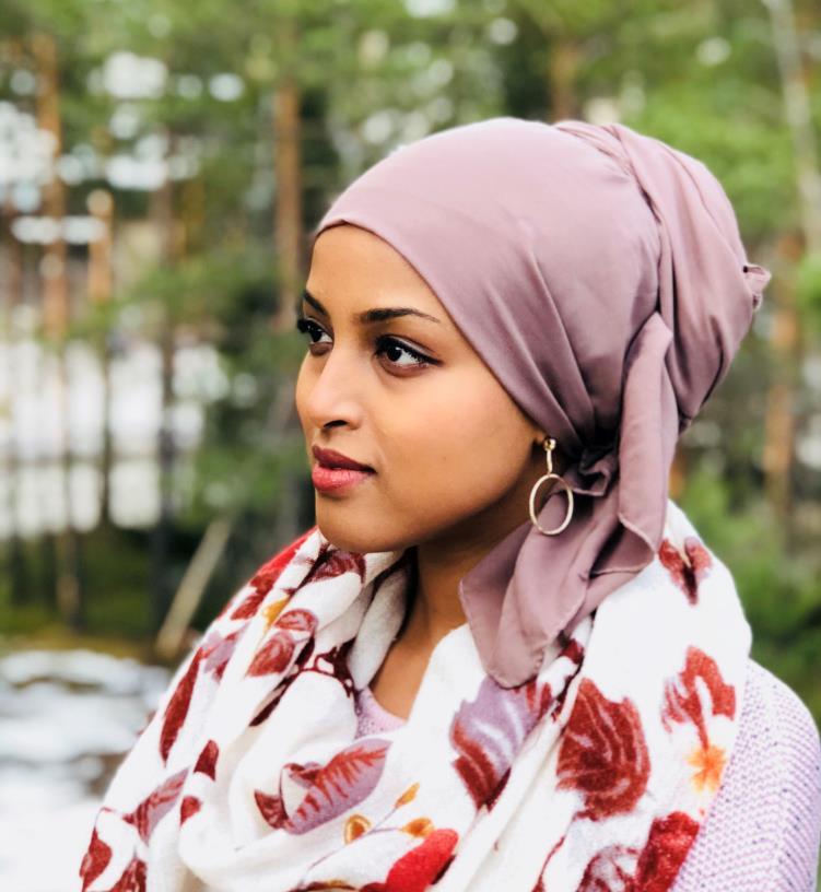 Mona Mohamed Viestintäassistentti 1.3.