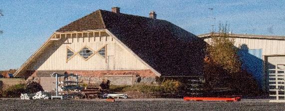 NIINIJOEN KYLÄALUEEN OSAYLEISKAAVA 34 sr/21 Meijerin juustokellari Kohdetyyppi: Meijerirakennus Rakennusaika: 1910-luku Arvo: Kulttuurihistoriallisesti, rakennushistoriallisesti ja ympäristöllisesti
