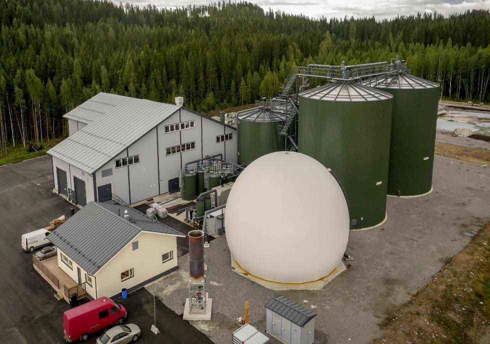 7 KUOPION BIOKAASULAITOS Jätteenkäsittely Jätteenkäsittelykapasiteetti 60 000 tn/vuosi Puhdistamolietettä jätevedenpuhdistamoilta Erilliskerätty biojäte Kauppojen ja ravintoloiden pakattu biojäte