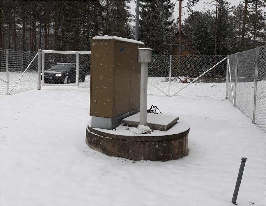FCG SUUNNITTELU JA TEKNIIKKA OY RAPORTTI 10 Kuva 4. Maunosen vedenottamon lisäkaivo (radiopumppaamo). Maunosen muodostumisalueella harjoitetaan metsätaloutta.
