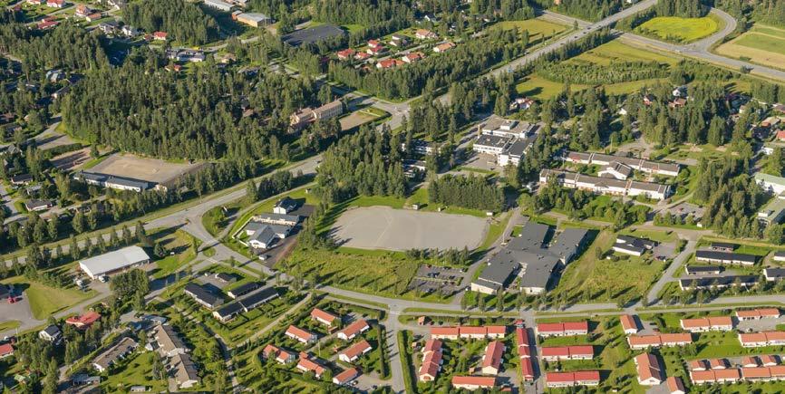 9 3.2. Rakennettu ympäristö ja taajamakuva Liuhtarin koulu, asuntola ja päiväkoti Liuhtarin koulu ja opettajien asuntolarakennus ovat valmistuneet 1953 arkkitehti Viljo Saaren suunnitelmien mukaan.