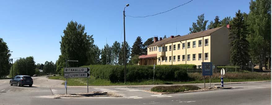 Liuhtarin koulu Kuortaneentien ja