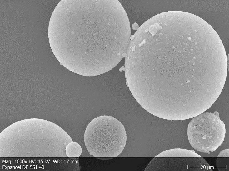ABSOWIDE-projektin keskeisenä ideana oli hyödyntää mikroaaltoalueen absorptiomateriaaleissa metallisella tehoaineella pinnoitettuja paisutettuja polymeeripalloja sekä grafiittihiutaleita upotettuna