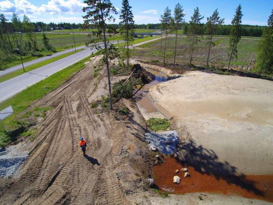 3. Pieni kiviverhoiltu