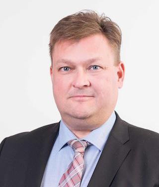 1960) Pori asianajaja, varatuomari ensimmäinen varapuheenjohtaja 2017- Satakunnan Osuuskaupan hallintoneuvoston puheenjohtaja hallintoneuvoston jäsen 2000 erovuorossa 2018 ANTTI MÄÄTTÄ (s.