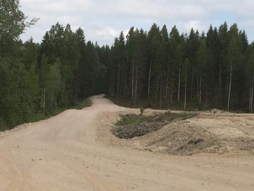 Pellonparannustoimenpiteen suunnittelu Hyödyntämispaikan eli peltolohkon maaperän taustapitoisuuksien selvitys: Kirjallinen sopimus: viljelijä ja urakoitsija/rakennusliike/rakennuttaja