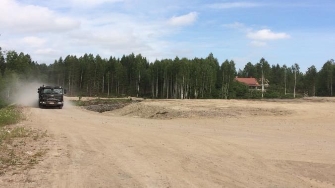 Pellonparannustoimeenpiteen toteutus Maamassojen vastaanotto Maamassojen vastaanotto Yhteydenpito maamassoja tuoviin kuormaauton kuljettajiin ja kippausohjeistus. Valvontakäynnit hyödyntämisalueella.