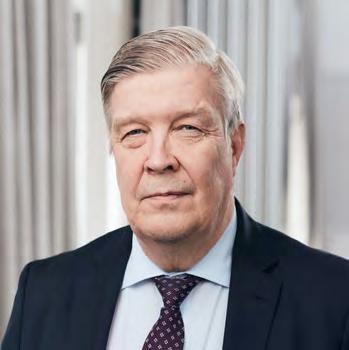 Hän omistaa 22 380 UB:n osaketta. Carl-Gustaf von Troil Carl-Gustaf von Troil on ollut yhtiön hallituksen jäsen vuodesta 2010.