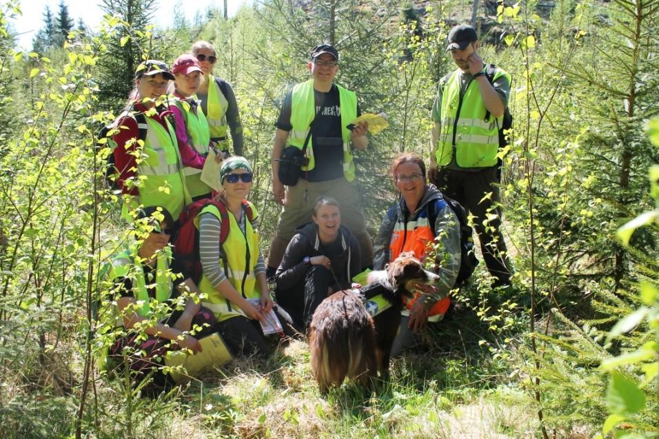 Uudet koeohjeet Vuodesta 2018 alkaen tulee voimaan uusi pelastuskoirakoeohje. Kokeessa tehdään kaikki osiot (hallinta, jälki ja haku) perä jälkeen.