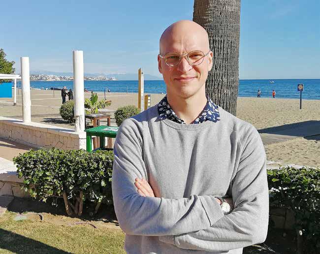 sydänkohtauksen? Kaivat esiin -lehden ja etsit sieltä suomenkielisen sos-palvelun hätänumeron. EI! Fuge-lehden lukeminen on yleensä hyvä idea, mutta ei hädän hetkellä.