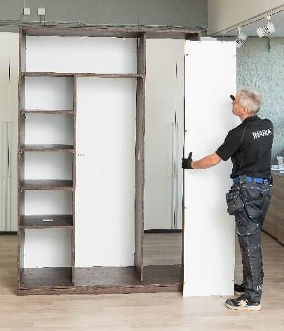 installeras efter montering av stommen Pujota taustan kiinnikkeet
