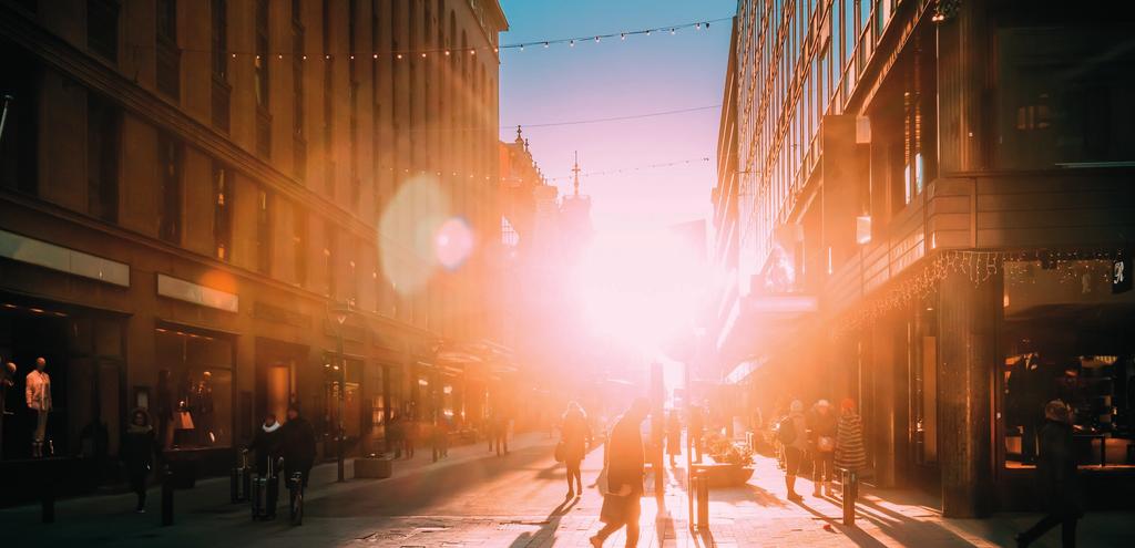 Radikaali-islamistisella ideologialla on yhä vakaata kannattajakuntaa Suomessa Suurimman uhan aiheuttavat lähitulevaisuudessakin yksittäiset radikalisoituneet ihmiset sekä radikaaliverkostot, joilla