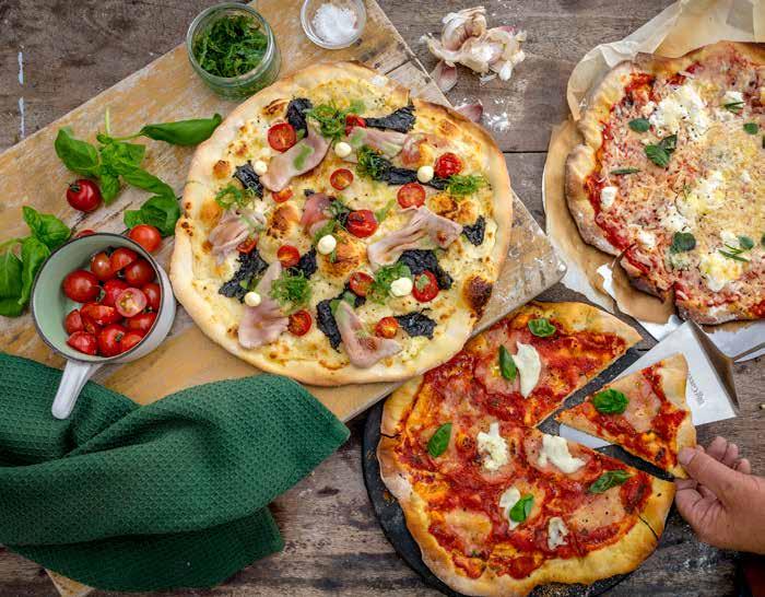 PIZZERIA KOTONA Measuring Cups Mittaatko eri mitoilla? Big Green Egg -mittakuppisetti sisältää neljä eri mittakuppia ja on ihanteellinen lahja kaikille ruokafriikeille.