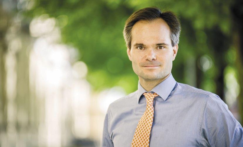 Puheenjohtajalta Vieraskynä Naisten asia on meidän kaikkien asia Hyvä Naisten Pankin ystävä! M ikä yhdistää ahvenanmaalaista Susanne Lehtistä ja nepalilaista Bimala Koiralaa?