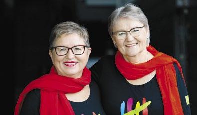 Illalla tavattiin vielä Kotkan kaupunginhallituksen puheenjohtaja Nina Brask ja hallituksen jäsen Saila Piipari- Huovila. Toisena päivänä kuultiin paneelikeskustelu voimaantumisesta ja myötätunnosta.