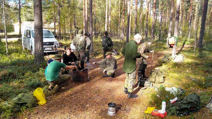 No, kun laitat älykännykän Maastokartat-sovelluksen paikannimihakukenttään Kirpatinmäki, niin se on siinä: Sysmän ampumarata. Maakuntakomppanian oma partiokilpailu, Kirpatti, kisailtiin 29.