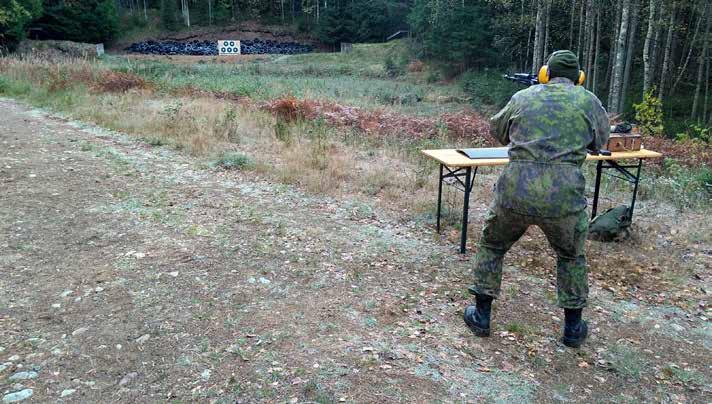 Lisäksi tarjoiltiin jokajääkärin tulenjohtotehtäviä eli laadittiin yksinkertainen tulikomento, ja määritettiin etäisyyksiä ja kohteen koordinaatteja kartalta.