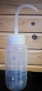 desinfiointiaine, 500 ml Mittakorkilla, 1 täyttö = 5ml Nopeavaikutteinen ja