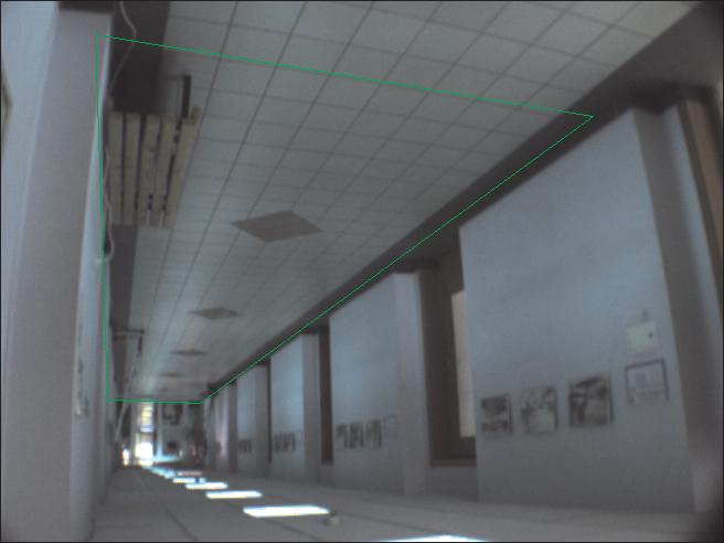 Konfiguracja sceny w systemie wizyjnym z nieruchom¹ kamer¹ 125 a) b) c) d) Rys. 2.