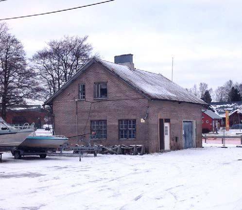 Korttelissa on myös entisen sairaalan kiinteistöön sijoitettua palveluasumista. Tätä toimintaa tultaneen laajentamaan tulavaisuudessa. Wilhemsdal.