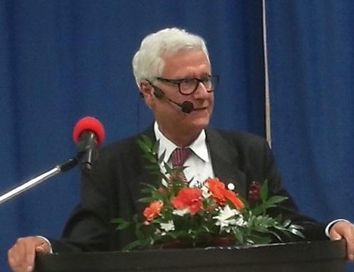 Sairaalan henkilökunta perusti 1970-luvun alussa yksityisen päiväkodin, joka toimi useita vuosia, kunnes kylään valmistui kunnallinen päiväkoti.