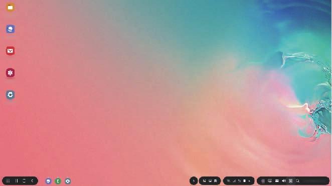 Sovellukset ja ominaisuudet Laitteiden yhdistäminen ja Samsung DeX -toiminnon käynnistäminen 1 Liitä HDMI-sovitin älypuhelimeesi.