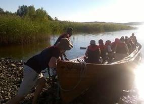 Leirivierailuun olisi siis syytä varata yksi iltapäivä aikaa leirillä, vaikka kaikki leirivierailijat eivät välttämättä tarvitse niin paljon aikaa.