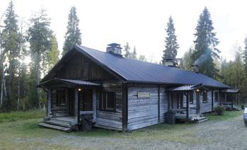Erkkusen kämppä KÄMPÄT Erkkusen kämppä on vuonna 2017 valmistunut 4 hengen kämppä/mökki