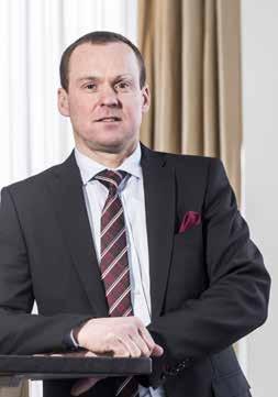 Riippumattomuus Huhtamäki Oyj, toimitusjohtaja 2009 Ahlström Oyj, usta eri tehtäviä 1991 2008 2014 2012 Suomen Messut Osuuskunta, hallintoneuvoston jäsen Riippumaton yhtiöstä ja merkittävistä