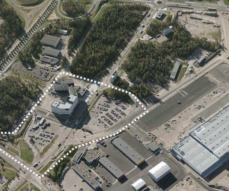 juna-aseman pohjoisen sisäänkäynnin pohjois- ja länsipuolella Aviabulevardin molemmin puolin.