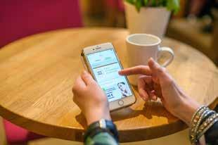 Teksti Liisa Kukkola kuvat Lukas Pearsall Seuraavaksi Eveliina Lohko ottaa haltuun mobiilitankkauksen Eekoon edustajiston jäsen ja hallintoneuvostoon viime syksynä valittu Lappeenrannan