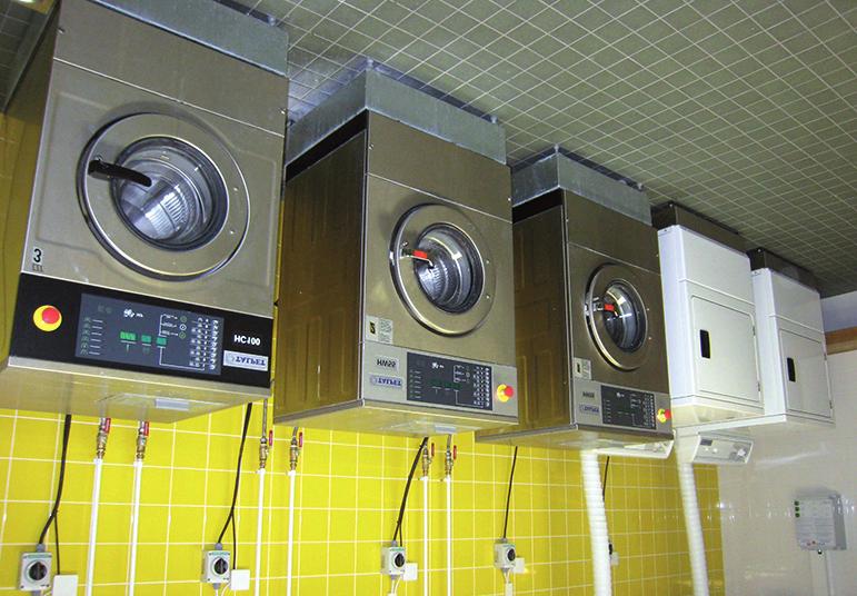 lämpömankeli N 400 V 50 Hz N 20 V 50 Hz A 0 6 0 0 6 25 5 Leveys 050 00 400 600 00 2200 2600 Syvyys 55 0 420 420 420 500 500 Korkeus 200 05 005
